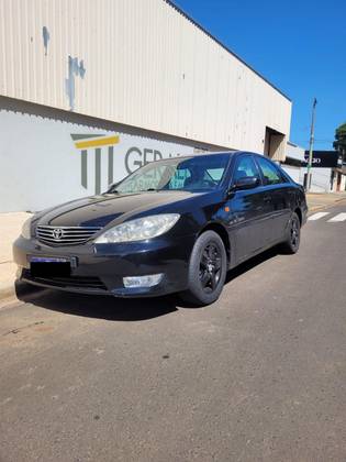 TOYOTA CAMRY 3.0 XLE V6 24V GASOLINA 4P AUTOMÁTICO TOYOTA CAMRY 3.0 XLE V6 24V GASOLINA 4P AUTOMÁTICO